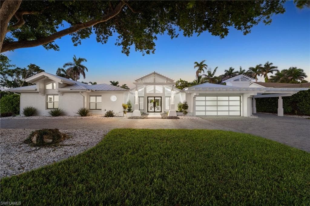 645 Park Shore DR NAPLES, FL 34103