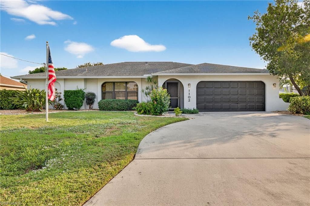 1102 14th TER CAPE CORAL, FL 33990