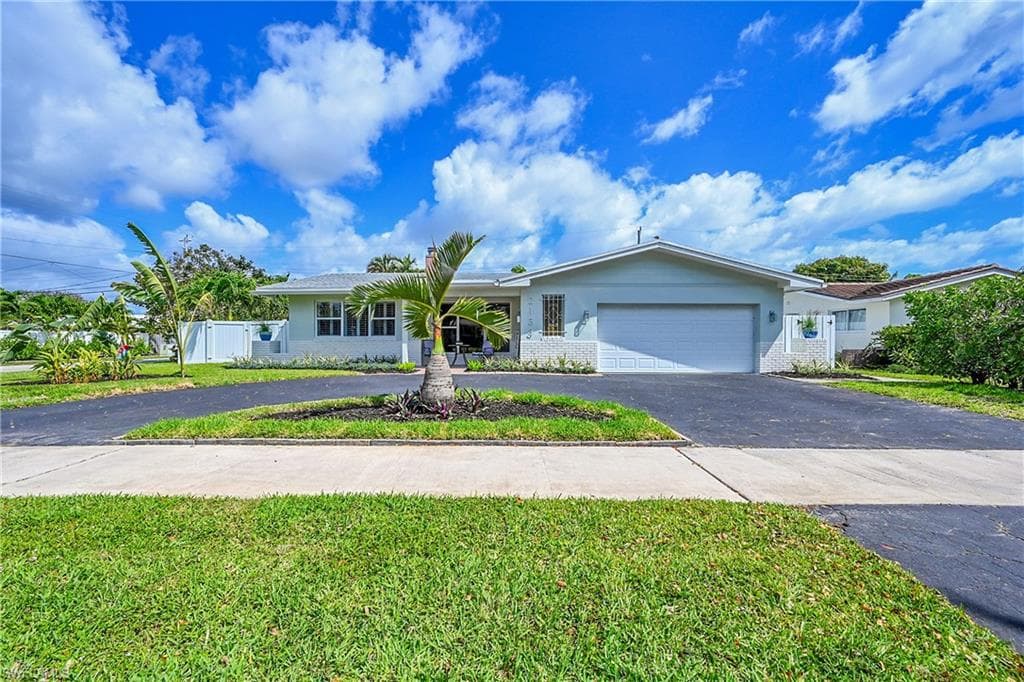 2133 NE 63rd CT FORT LAUDERDALE, FL 33308