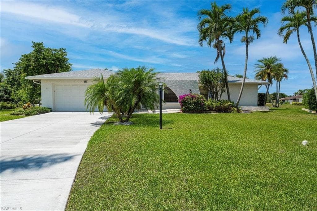 116 Short CT NAPLES, FL 34112