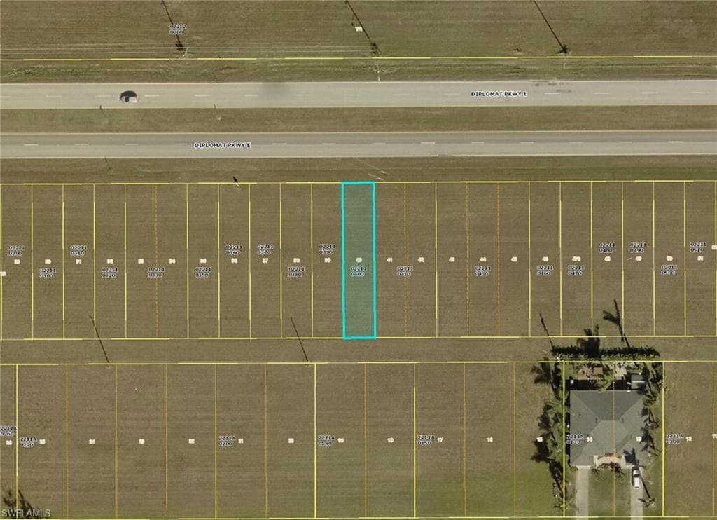 2016 Diplomat PKWY E CAPE CORAL, FL 33909