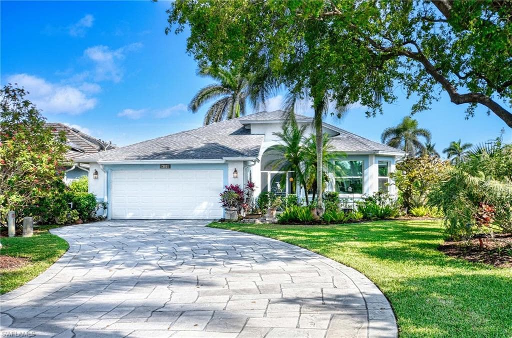 816 Mount Hood CT NAPLES, FL 34104