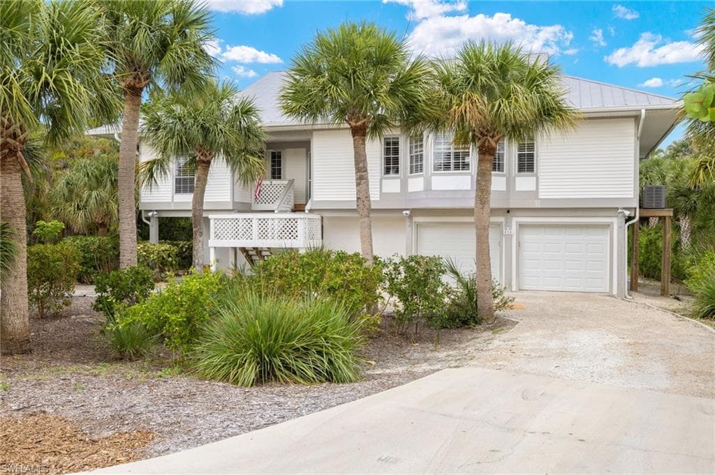 595 Sea Oats DR SANIBEL, FL 33957
