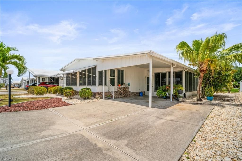 9853 Sugarberry WAY FORT MYERS, FL 33905