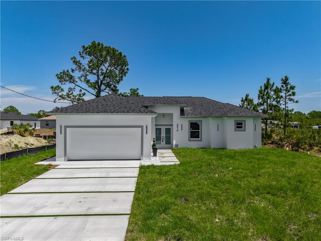 3214 42nd ST W LEHIGH ACRES, FL 33971
