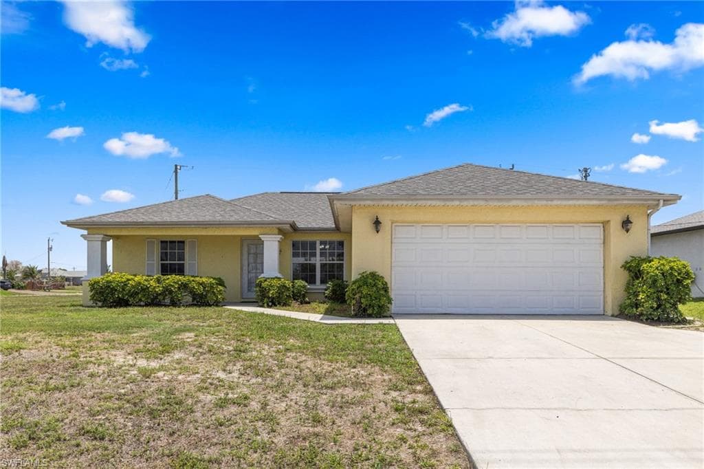 706 Kismet PKWY E CAPE CORAL, FL 33909