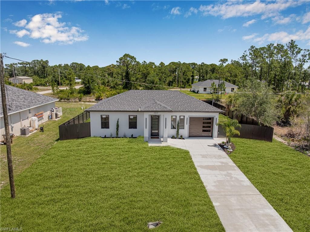 1015 Winters ST E LEHIGH ACRES, FL 33974