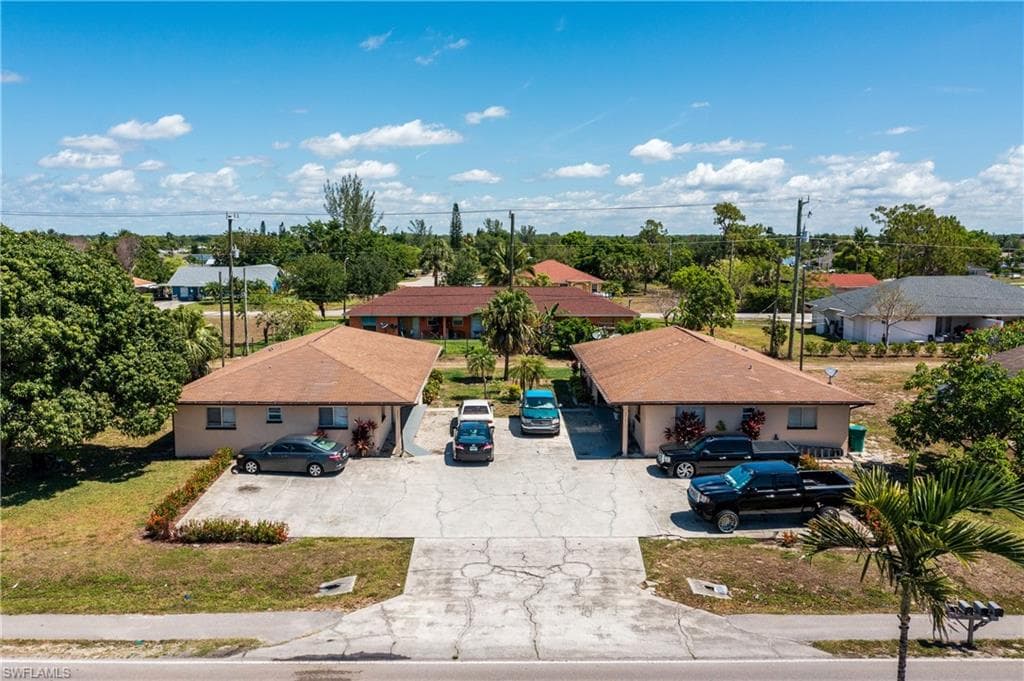 5221 Coronado PKWY NAPLES, FL 34116