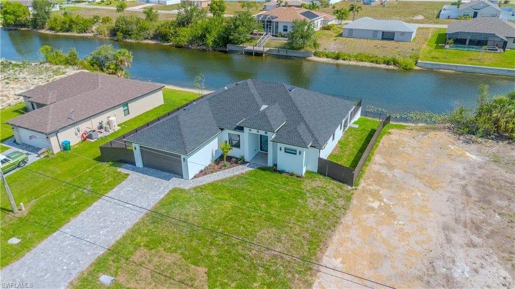 408 9th ST CAPE CORAL, FL 33993