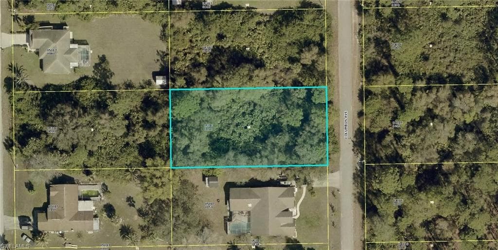 107 Columbus AVE LEHIGH ACRES, FL 33936