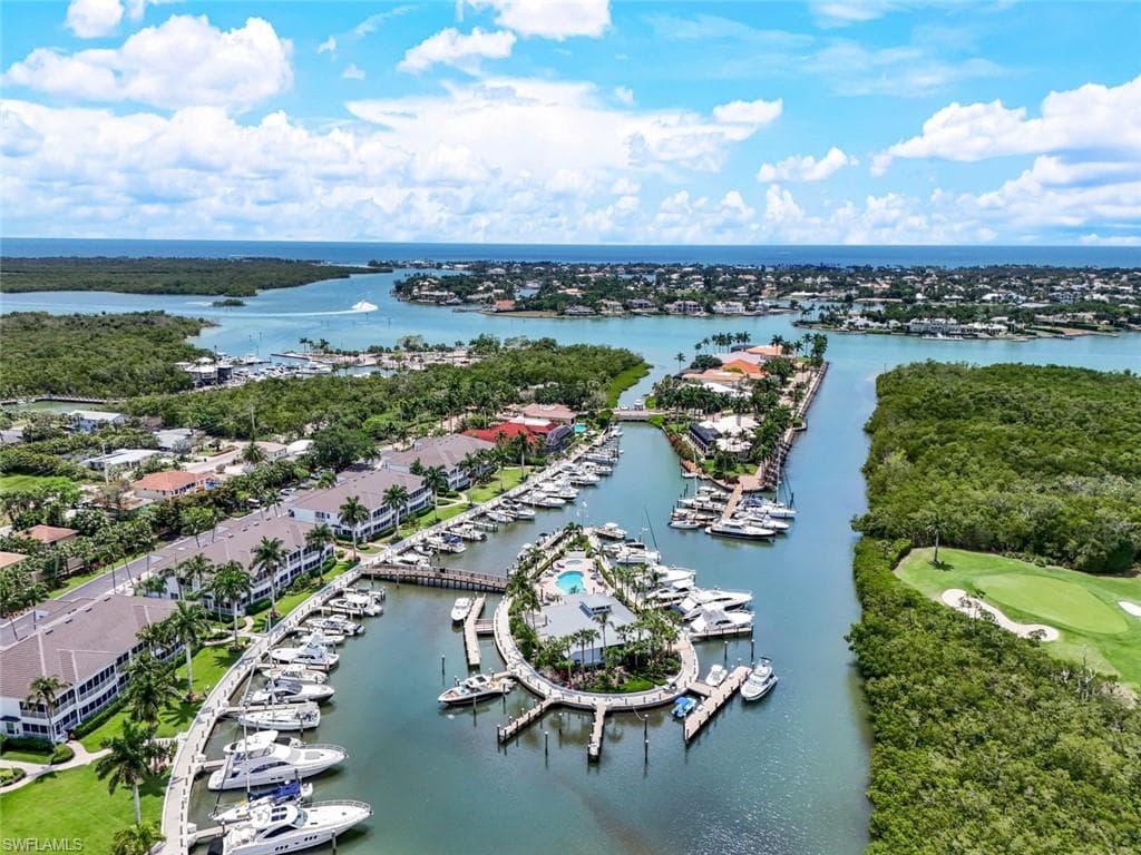 1777 Gulfstar DR S NAPLES, FL 34112