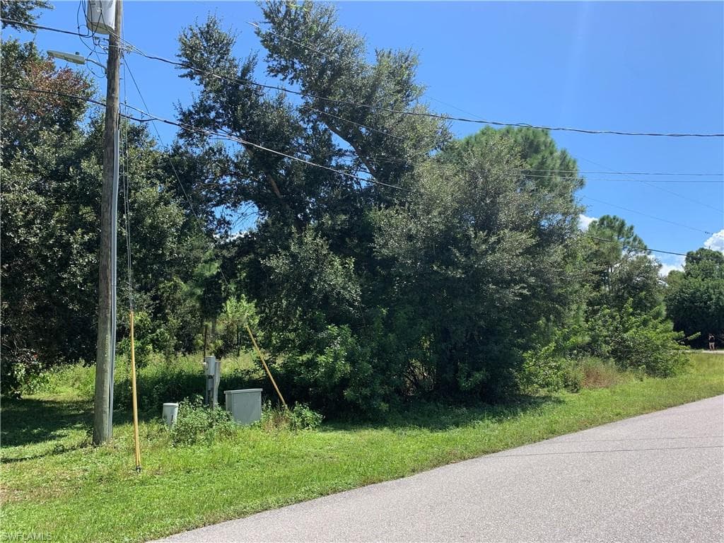 703 Fairfield AVE LAKE PLACID, FL 33852
