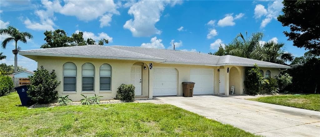 2210 Marilyn LN FORT MYERS, FL 33905