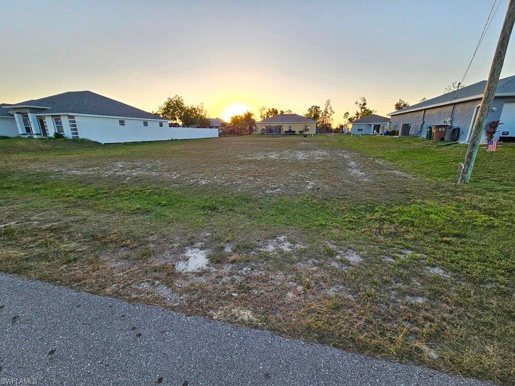 3806 NE 23rd PL CAPE CORAL, FL 33909