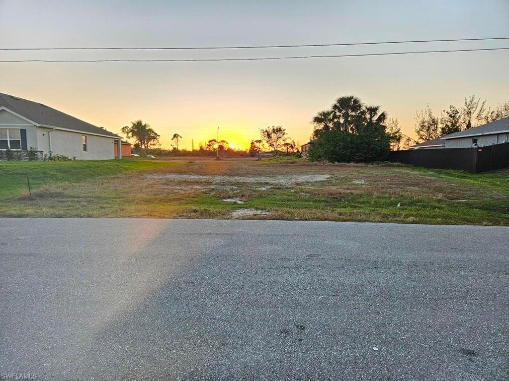 3818 NE 10th AVE CAPE CORAL, FL 33909