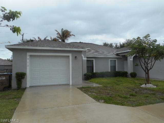 3912 15th PL CAPE CORAL, FL 33914