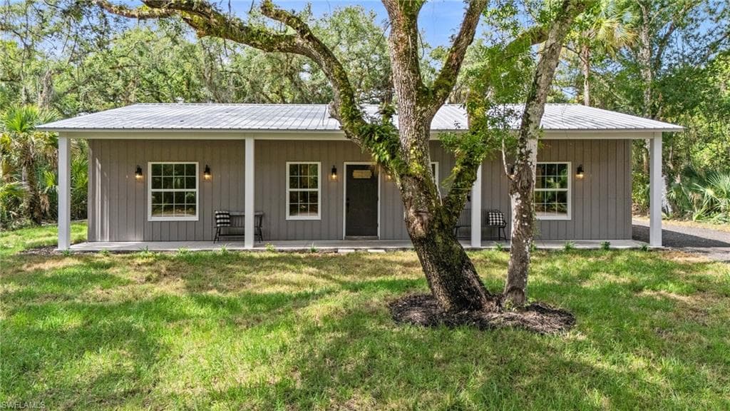1031 March LN LABELLE, FL 33935