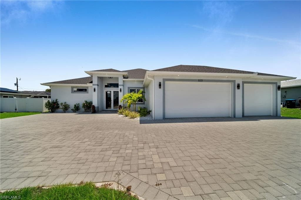 835 NE 7th AVE CAPE CORAL, FL 33909