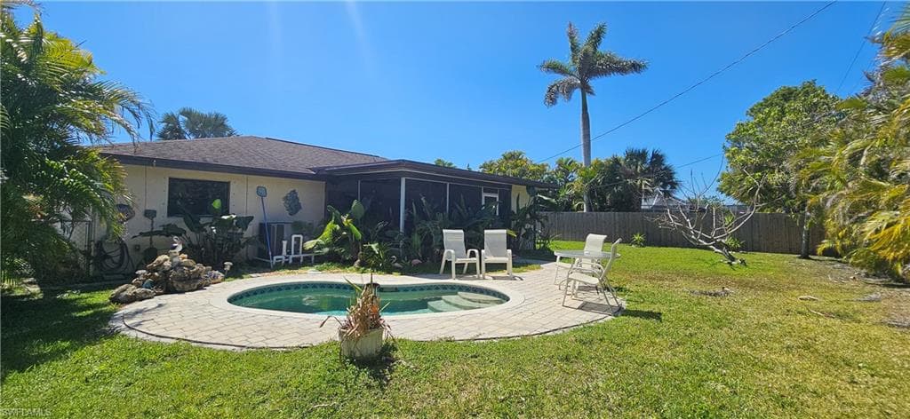 237 SW 48th TER CAPE CORAL, FL 33914