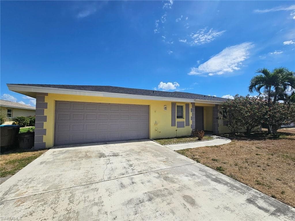 1923 Savona PKWY CAPE CORAL, FL 33904