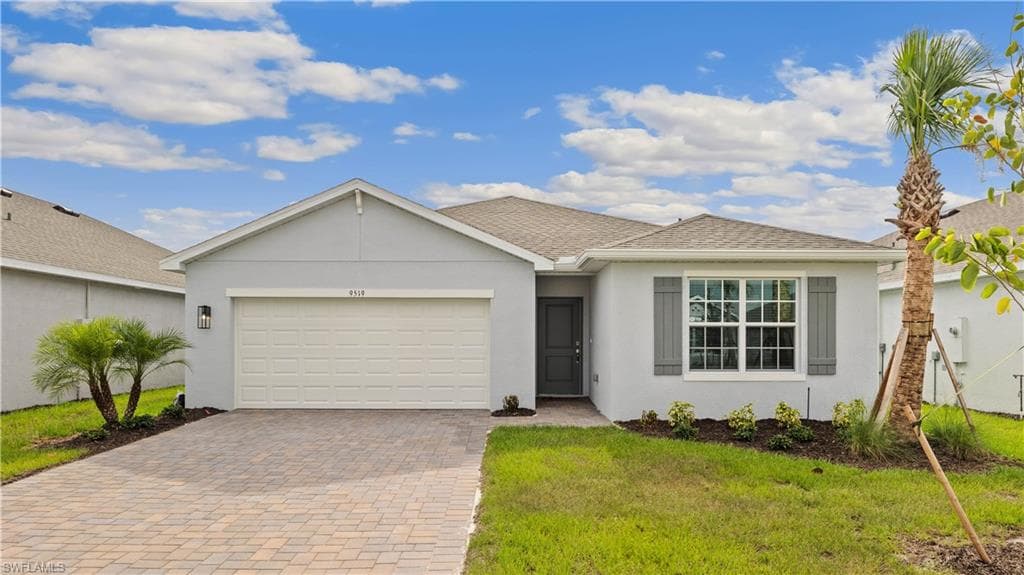116 NELSON RD N CAPE CORAL, FL 33993