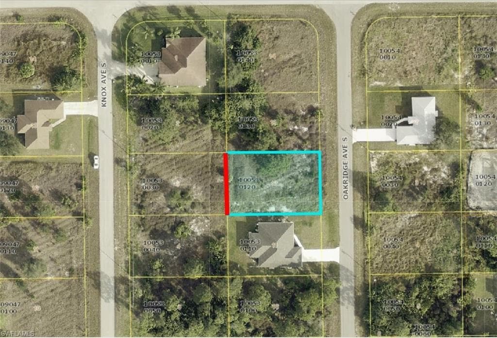 762 Oakridge AVE S LEHIGH ACRES, FL 33974