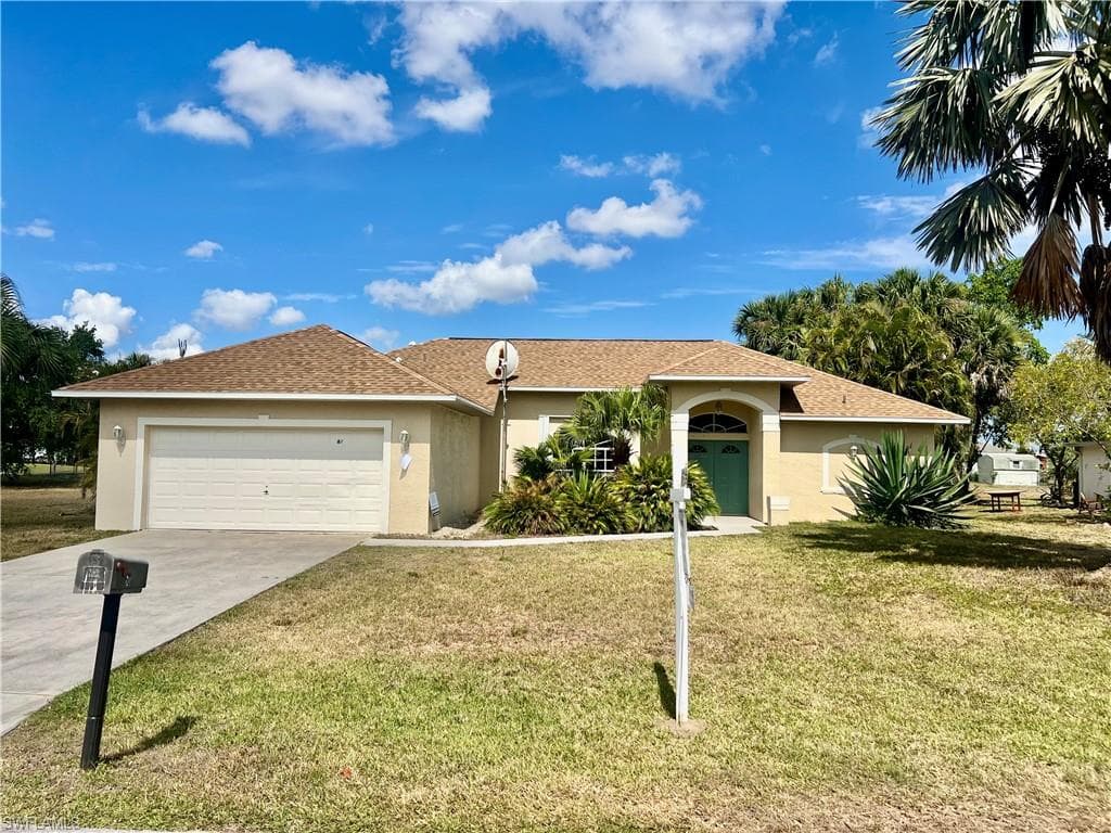 61 Pierce ST LEHIGH ACRES, FL 33936