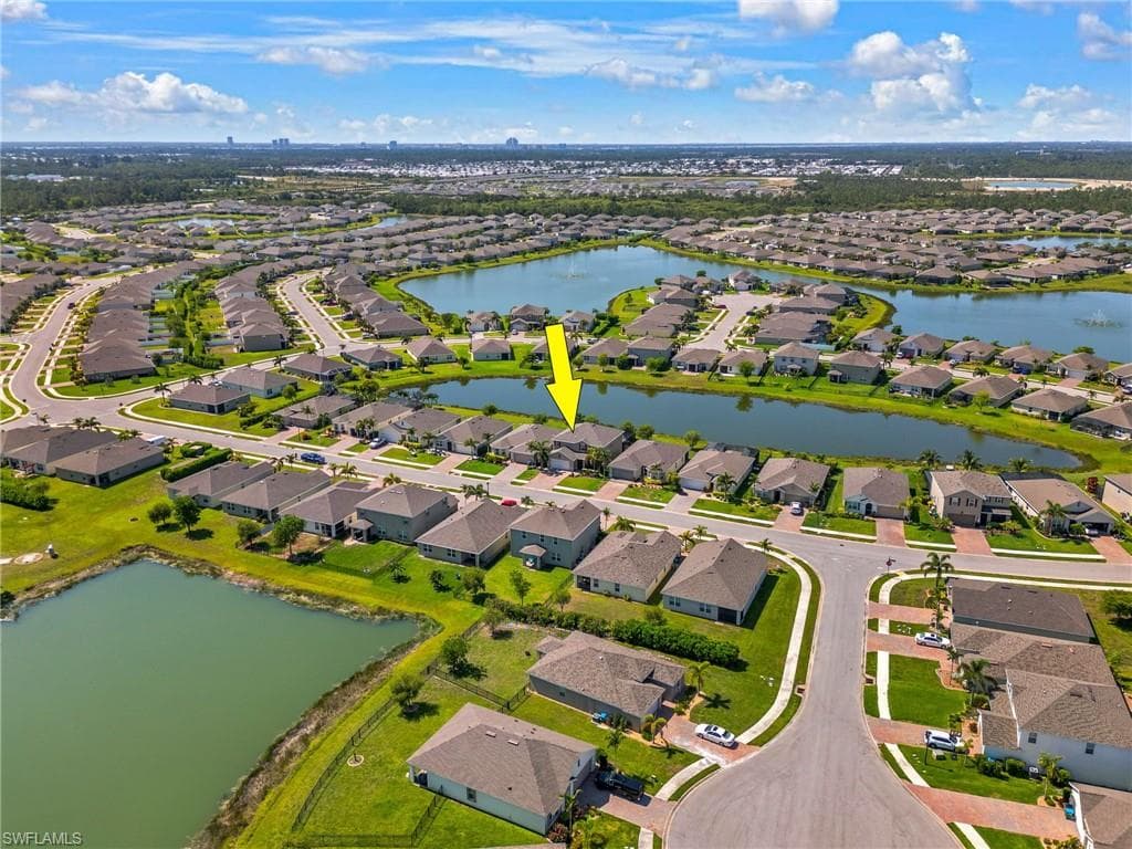 3490 Acapulco CIR CAPE CORAL, FL 33909