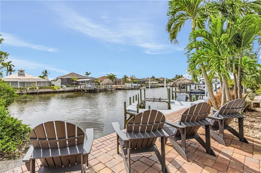 401 SW 38th PL CAPE CORAL, FL 33991