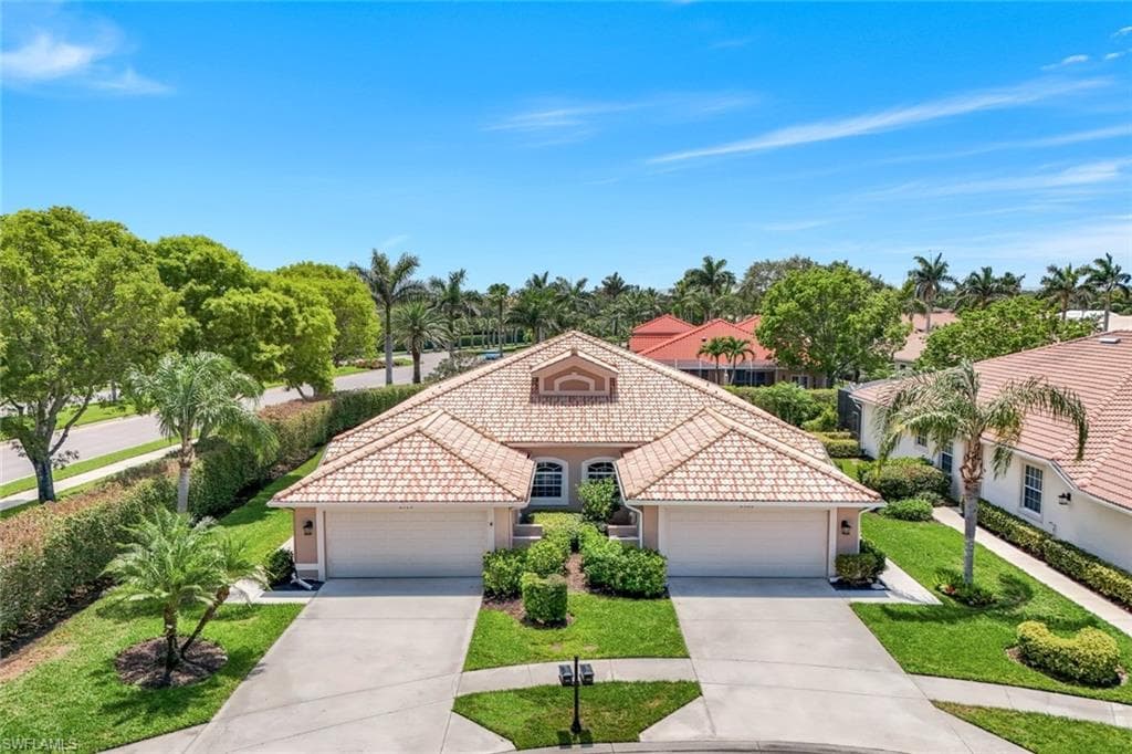 6504 Castlelawn PL NAPLES, FL 34113