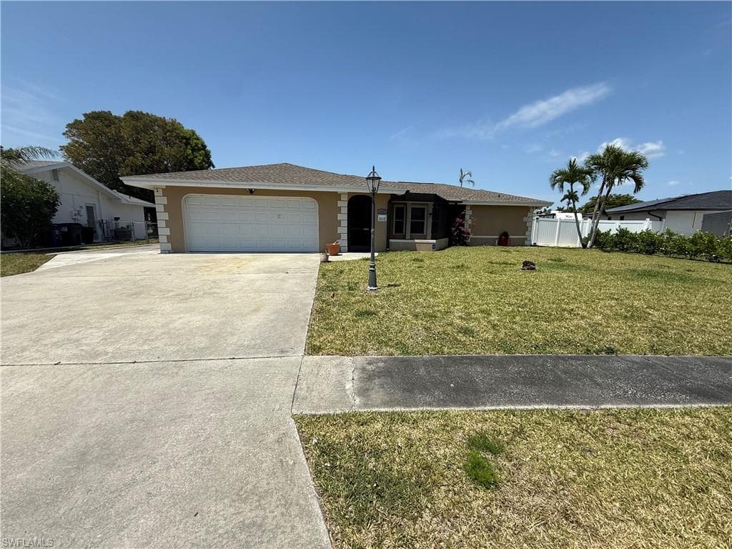 1427 Carmelle DR FORT MYERS, FL 33919