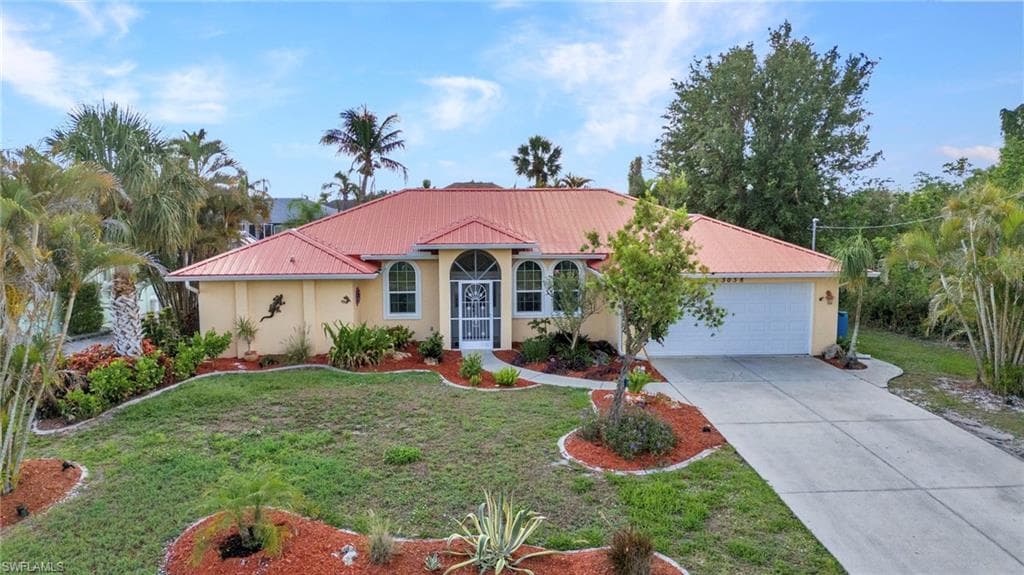 3058 Curry TER PORT CHARLOTTE, FL 33981