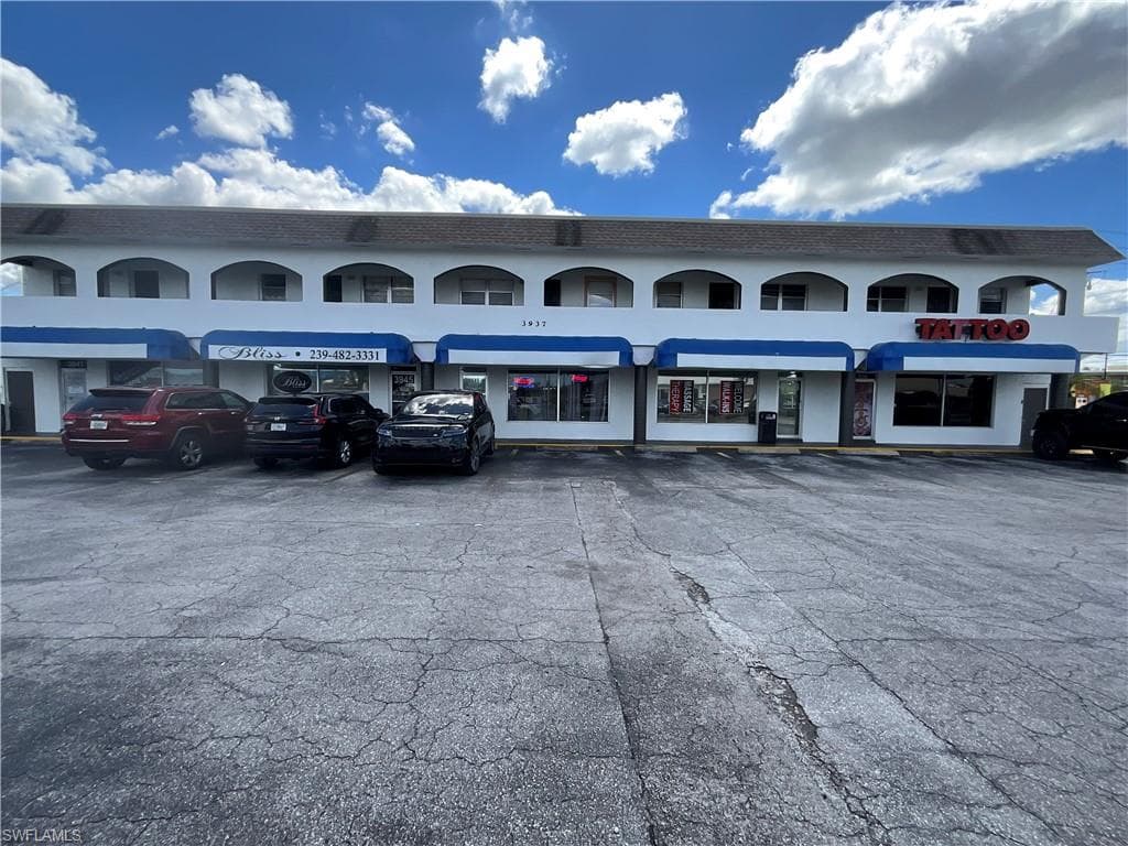 3941 Broadway FORT MYERS, FL 33901