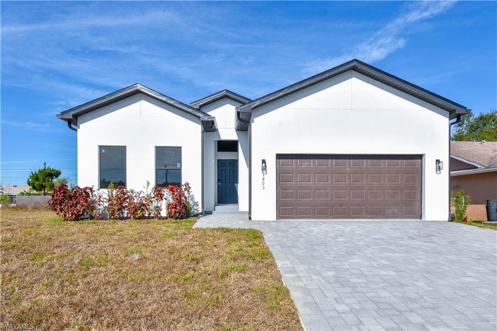 4110 Gator CIR CAPE CORAL, FL 33909