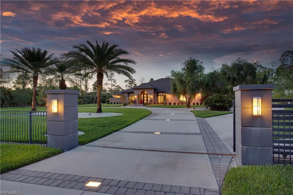 5455 Tamarind Ridge DR NAPLES, FL 34119