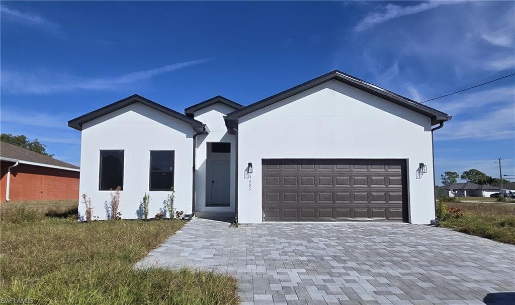 3405 Gator CIR CAPE CORAL, FL 33909