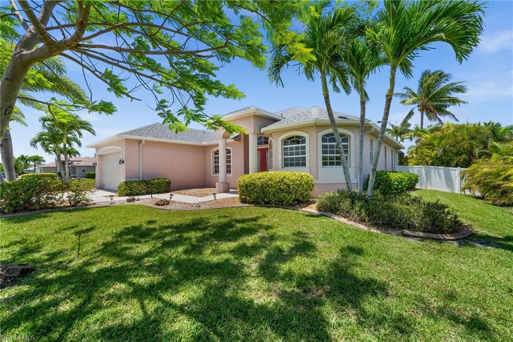3219 SW 7th LN CAPE CORAL, FL 33991