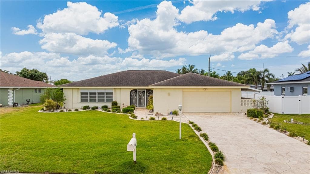 1466 Cumberland CT FORT MYERS, FL 33919