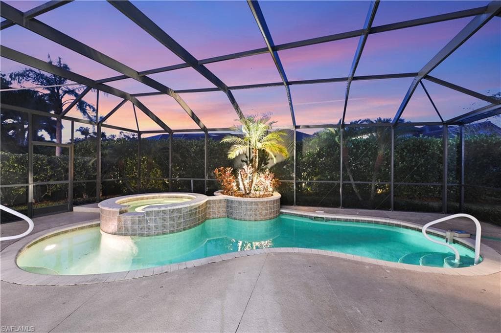 2096 Mission DR NAPLES, FL 34109