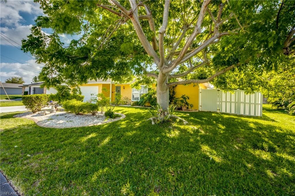 5905 Untermeyer CT NORTH FORT MYERS, FL 33903