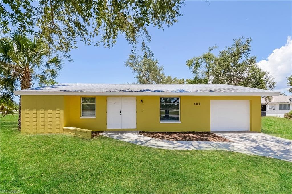 401 Bonita AVE NW PORT CHARLOTTE, FL 33952