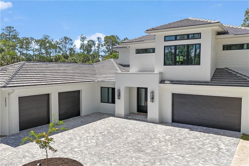 3632 Golden Gate BLVD W NAPLES, FL 34120