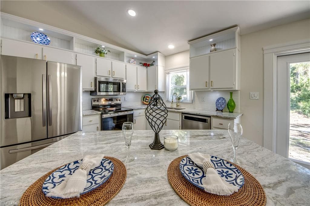 3214 21st ST W LEHIGH ACRES, FL 33971