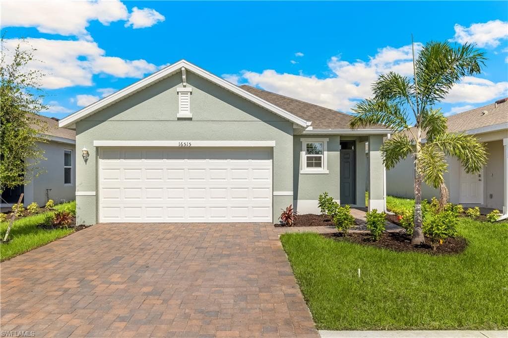 16515 FIRE CORAL LN NORTH FORT MYERS, FL 33903