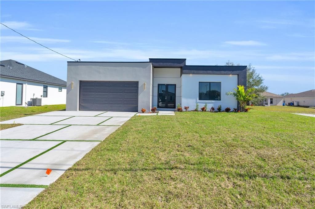 3924 NW 38th ST CAPE CORAL, FL 33993