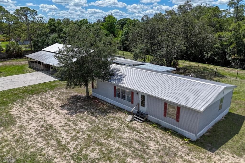 4545 Fort Keis AVE FORT DENAUD, FL 33935