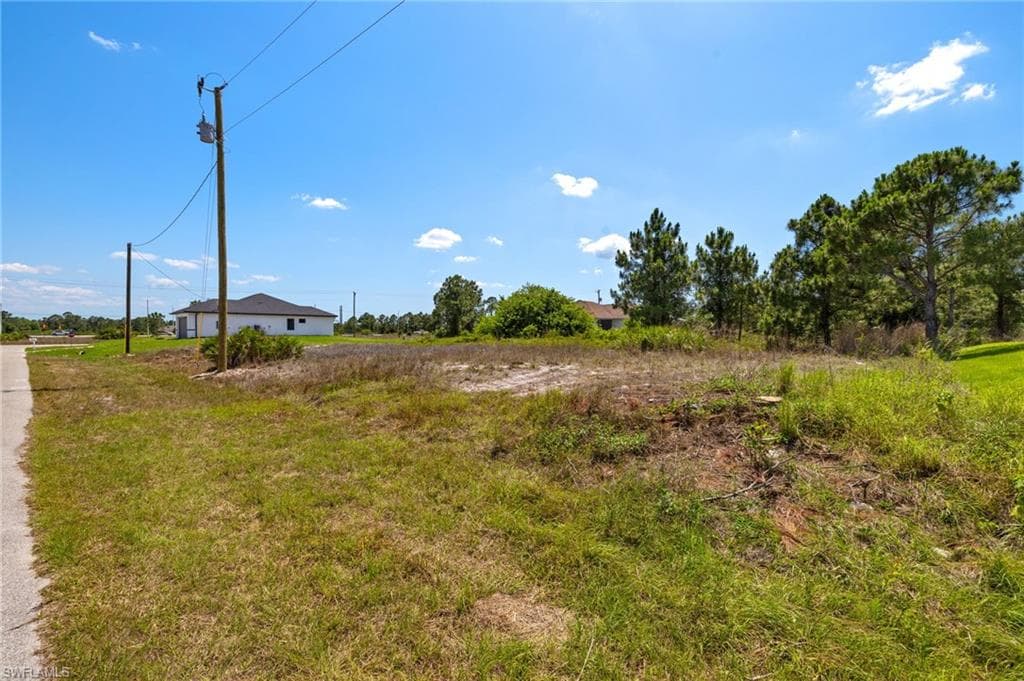 1156 Holmes AVE S LEHIGH ACRES, FL 33974