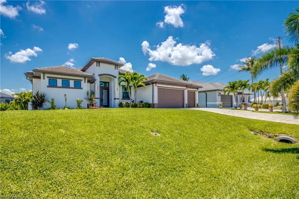 3726 Ceitus PKWY CAPE CORAL, FL 33991