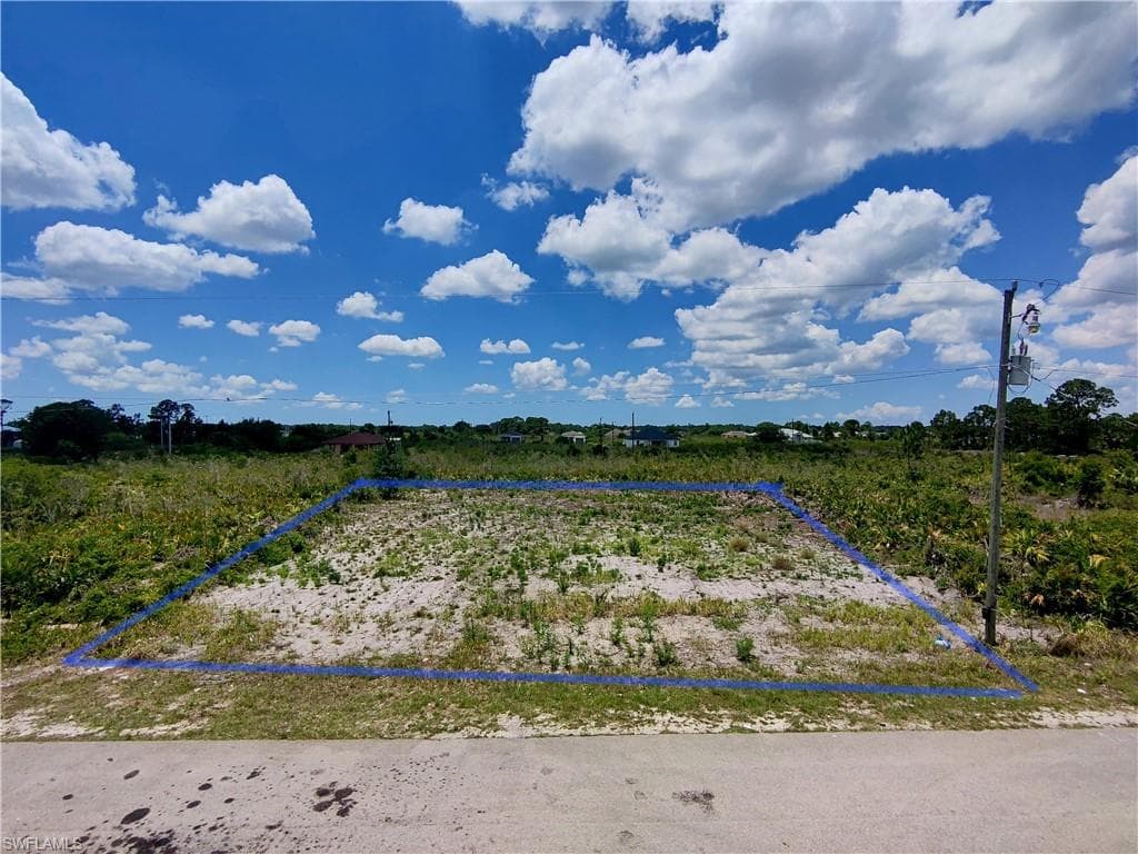6005 Hanna AVE N LEHIGH ACRES, FL 33971