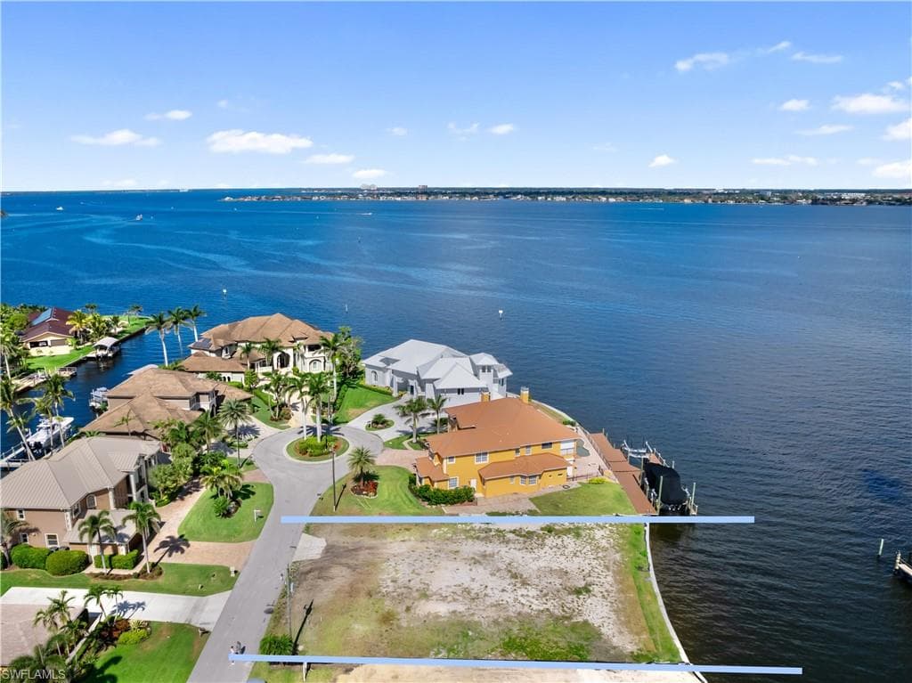 799 Cypress Lake CIR FORT MYERS, FL 33919